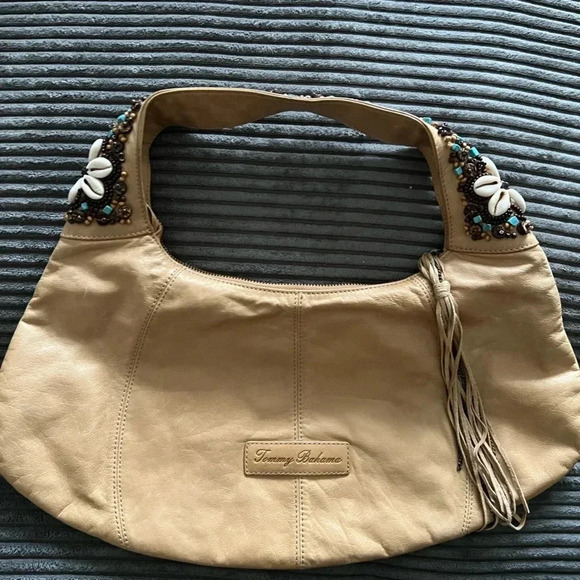 Tommy Bahama Beaded Seashell Purse - Picture 1 of 7